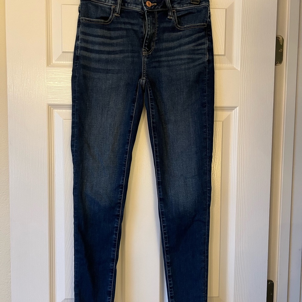 American Eagle Outfitters - AE Next Level Super High Waisted Jegging - Size 2